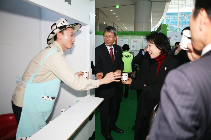 2013년 동계 우유과학교실 개최 컷팅식